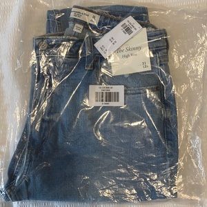 Abercrombie Curve Love High Rise Skinny Jeans
